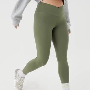 OFFLINE BY AERIE Sage Green Real Me High Rise Crossover Waist 7/8 Legging Sz XL